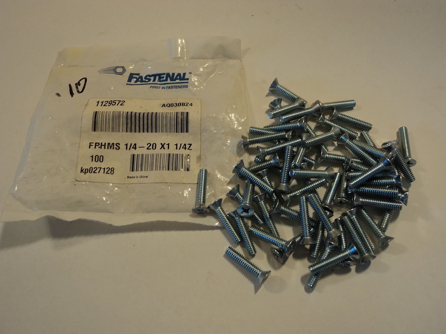 Fastenal Machine Screws 1/420 x 1 1/4in 57 Count Phillips Countersunk