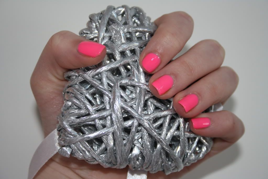 NOTD - Neon Pink