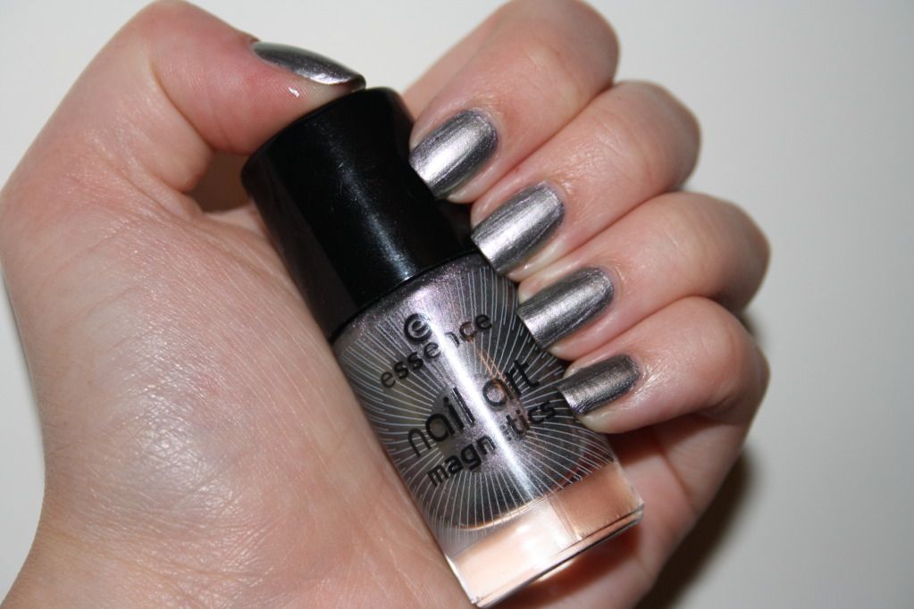 Metallic day 8 Nail Challenge