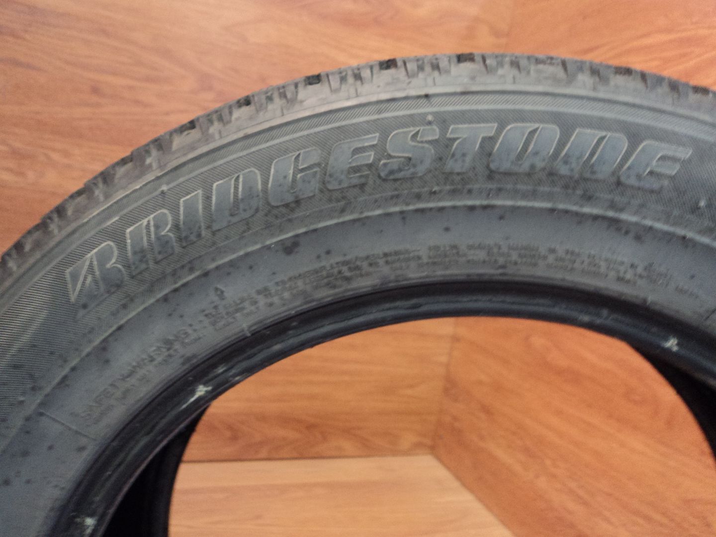 Bridgestone Winter Studless Tires Set of 4 205 60R16 Blizzak WS 50