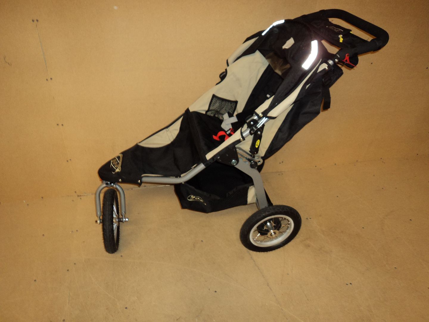 Jogging Stroller Immaculate Black Beige 12in Wheels Revolution